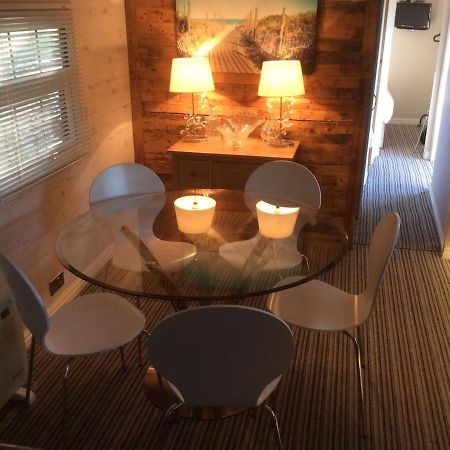 Appartamento Woodland View - A Place To Escape Swynnerton Esterno foto