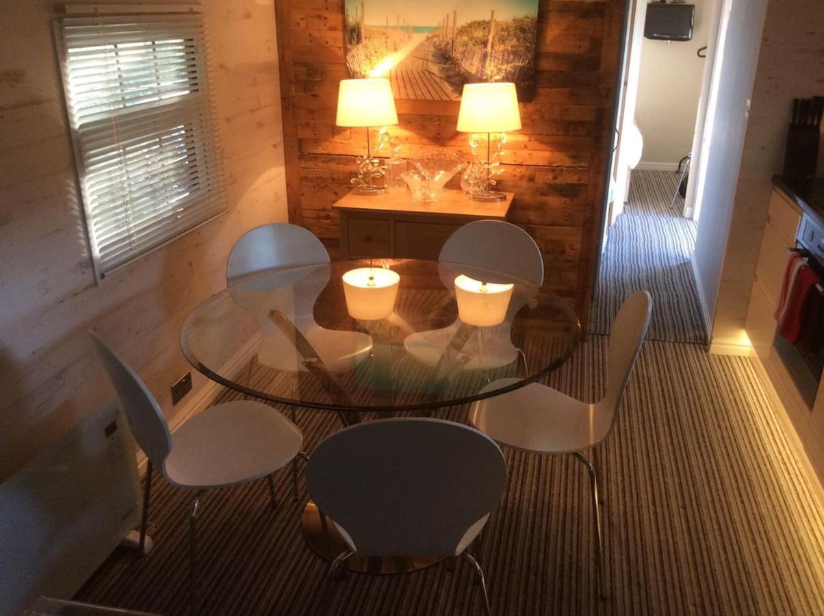 Appartamento Woodland View - A Place To Escape Swynnerton Esterno foto