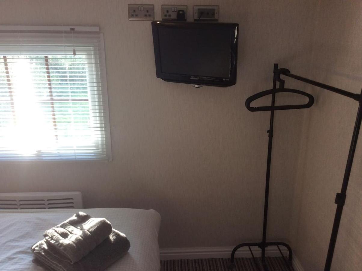 Appartamento Woodland View - A Place To Escape Swynnerton Esterno foto